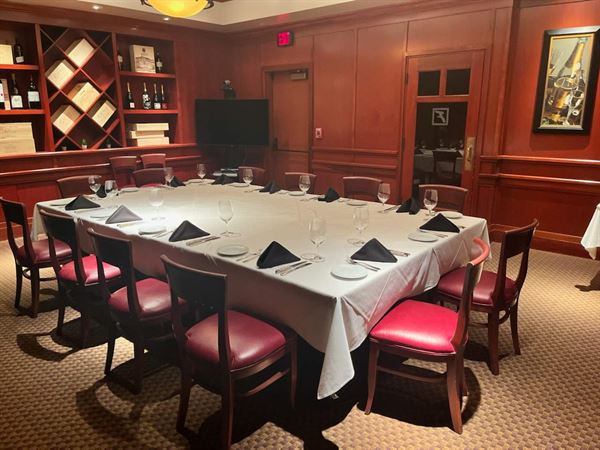 Fleming’s Prime Steakhouse & Wine Bar - Lincolnshire