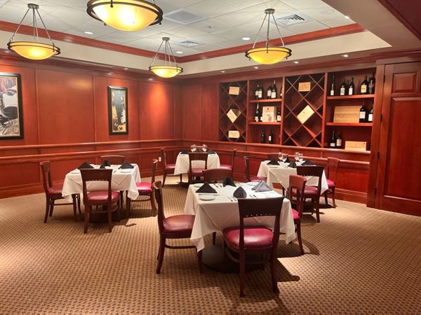 Fleming’s Prime Steakhouse & Wine Bar - Lincolnshire