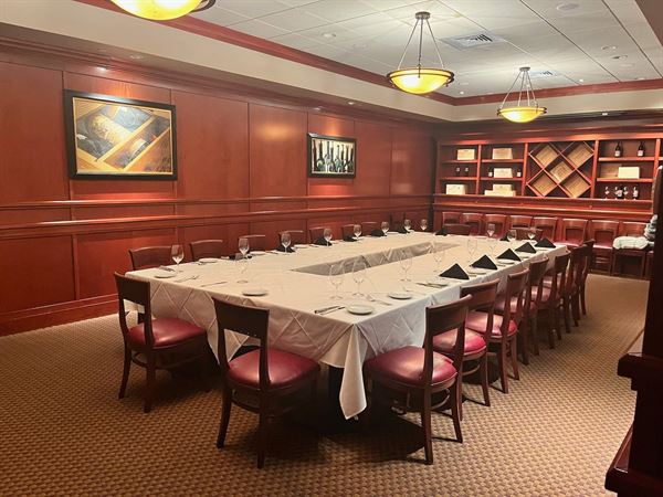 Fleming’s Prime Steakhouse & Wine Bar - Lincolnshire