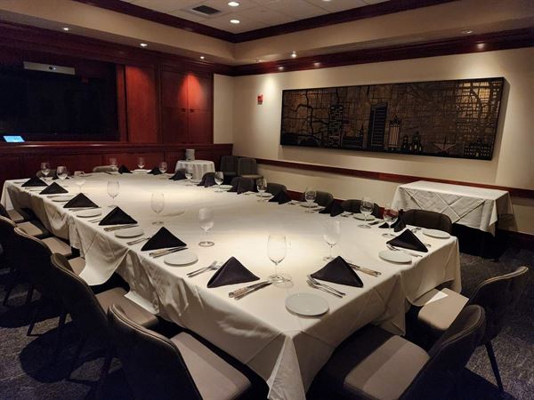 Fleming's Prime Steakhouse & Wine Bar - Milwaukee/ Brookfield