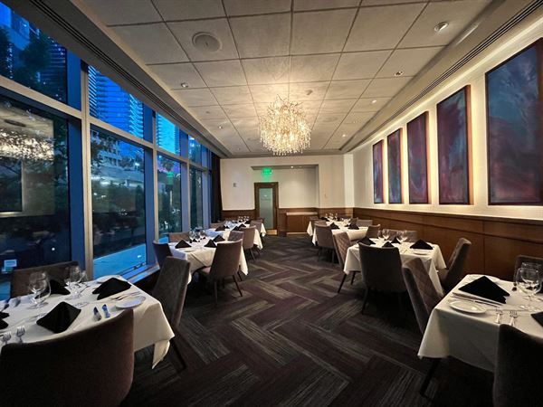 Fleming’s Prime Steakhouse & Wine Bar - Miami/Brickell