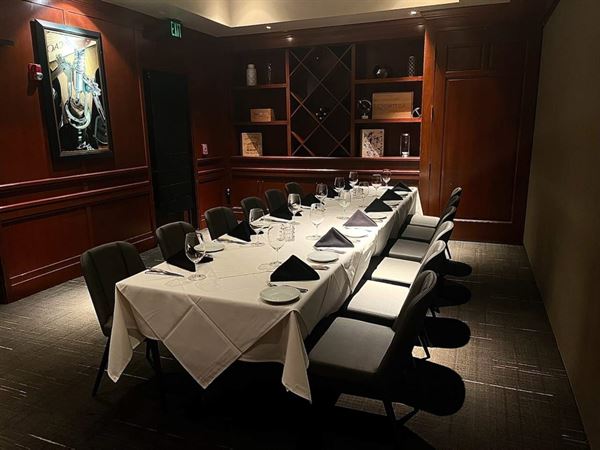 Fleming’s Prime Steakhouse & Wine Bar - Denver/ Englewood