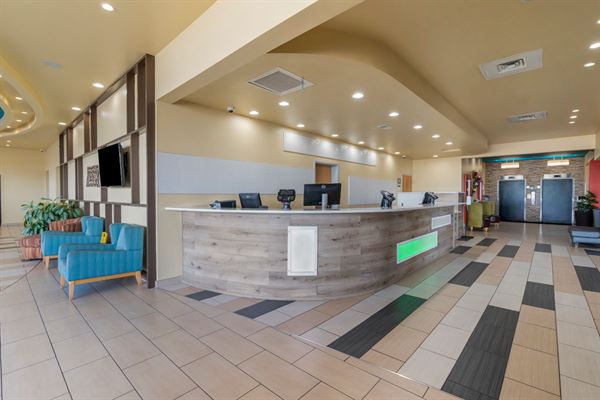 Sandcastle Resort On The Beach