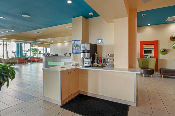 Sandcastle Resort On The Beach