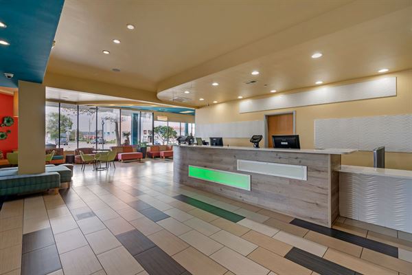 Sandcastle Resort On The Beach