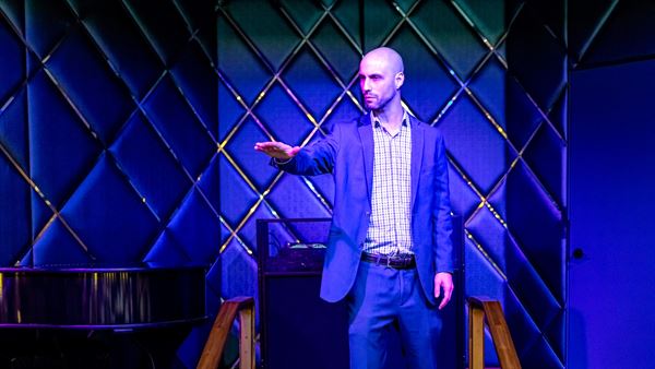 Mentalist/Magician Jesse Dameron