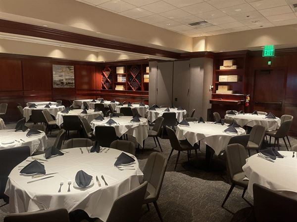 Fleming's Prime Steakhouse & Wine Bar - Rancho Cucamonga