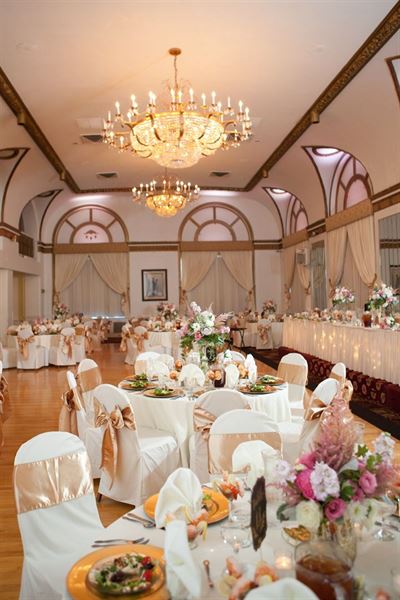 Legendary Genetti Hotel & Suites