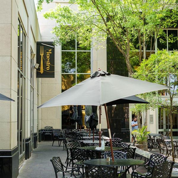 Maestro Bistro & Dinner Club