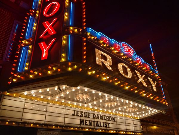 Corporate Entertainer Jesse Dameron