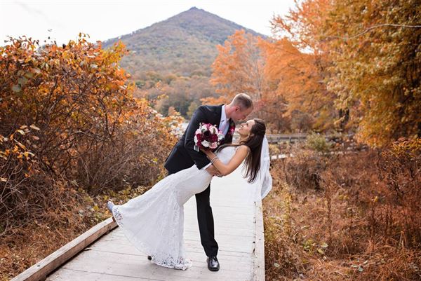 Peaks of Otter Lodge