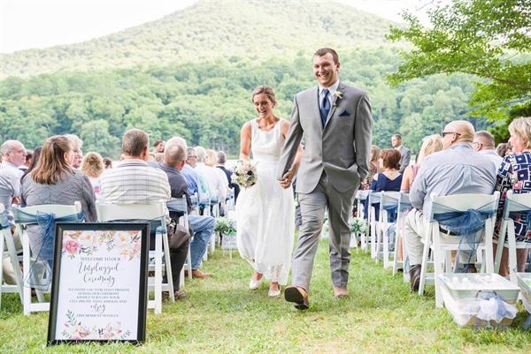 Peaks of Otter Lodge