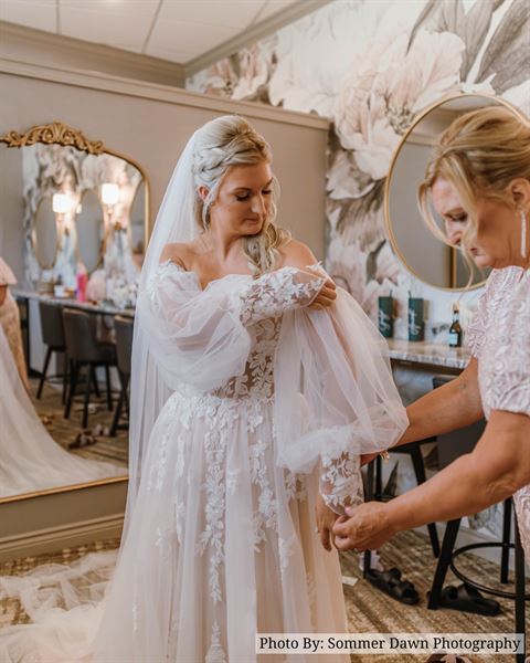 Zuccaros Banquets & Catering