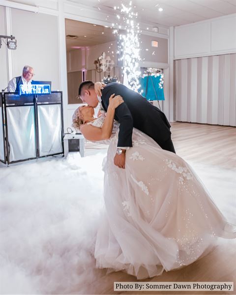 Zuccaros Banquets & Catering