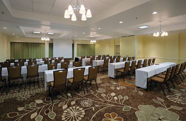 DoubleTree Suites by Hilton At The Battery