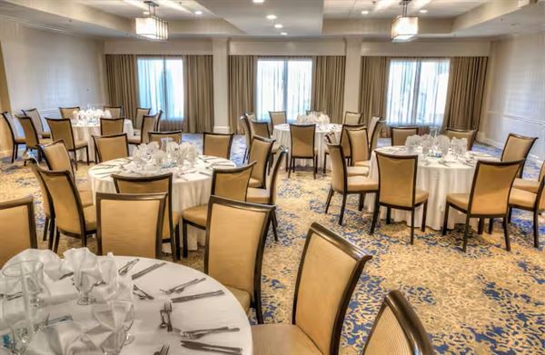 DoubleTree Suites by Hilton At The Battery