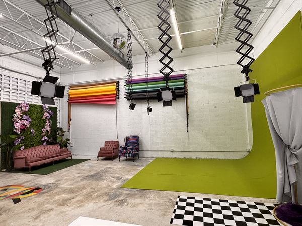 Cyan Miami Photo Studio