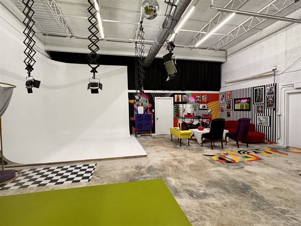 Cyan Miami Photo Studio