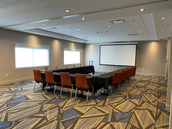 Holiday Inn Express & Suites Medina