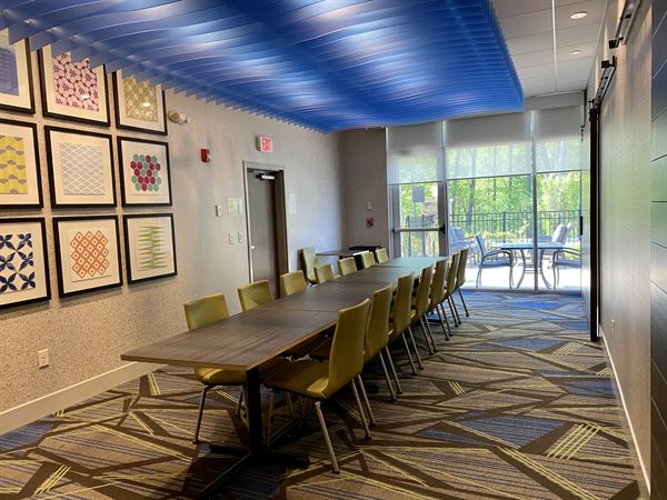 Holiday Inn Express & Suites Medina