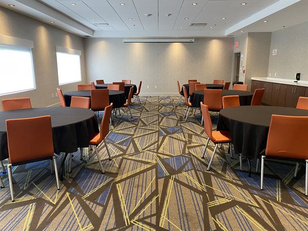 Holiday Inn Express & Suites Medina