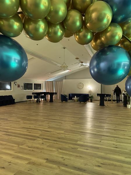 I DREAM DANCE STUDIO