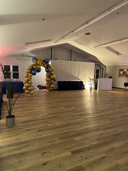 I DREAM DANCE STUDIO