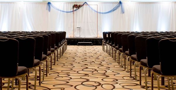 Wedding Studio at Radisson Plaza Hotel