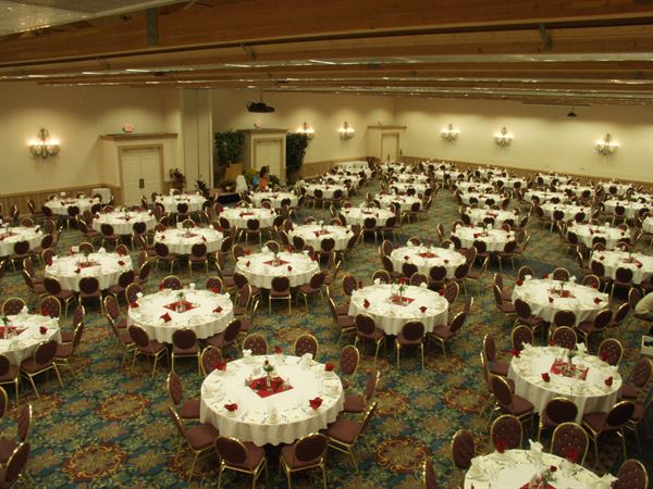 Inn Of The Hills Resort & Conference Center