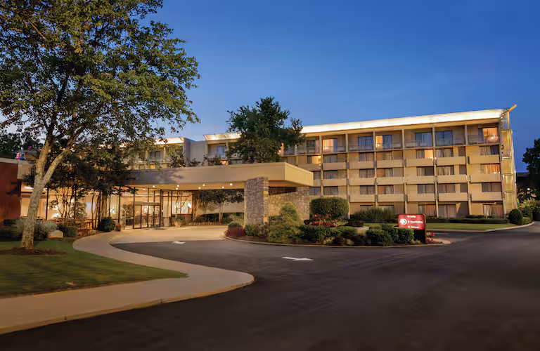 DoubleTree by Hilton Atlanta-Northlake