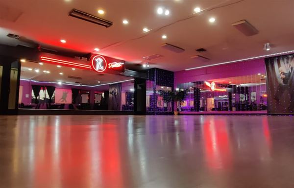 HipTwist Dance Studio LLC