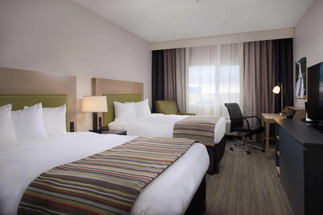 Country Inn & Suites by Radisson PDX