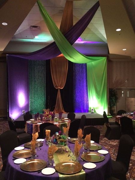 Coast Lethbridge Hotel & Conference Centre featuring LA CHEFS CATERING & DECOR