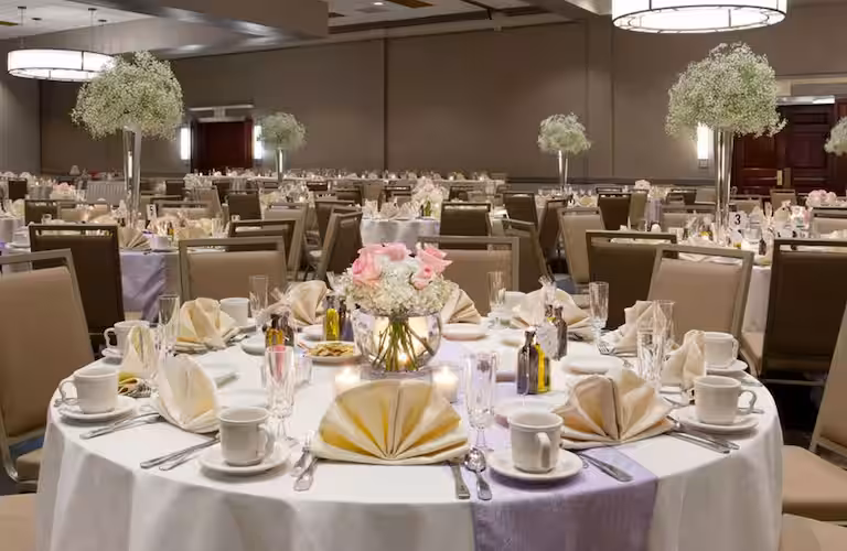 DoubleTree by Hilton Hotel Pittsburgh - Cranberry