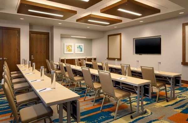 DoubleTree by Hilton Hotel Pittsburgh - Cranberry