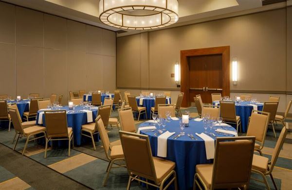 DoubleTree by Hilton Hotel Pittsburgh - Cranberry