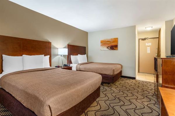 Best Western John Muir Inn