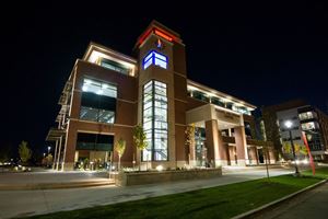 ALUMNI & FRIENDS CENTER