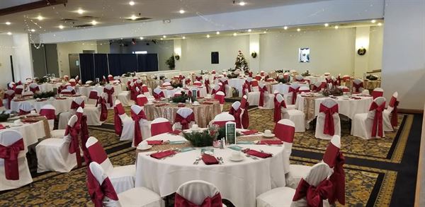 Golden Leaf Banquet Center