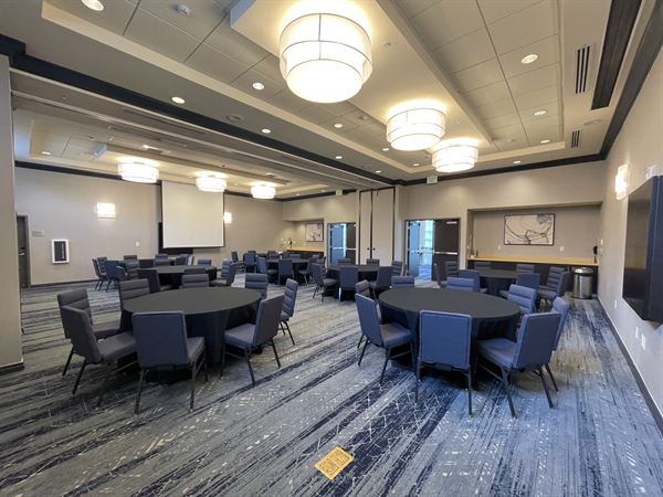 Courtyard Long Beach Airport