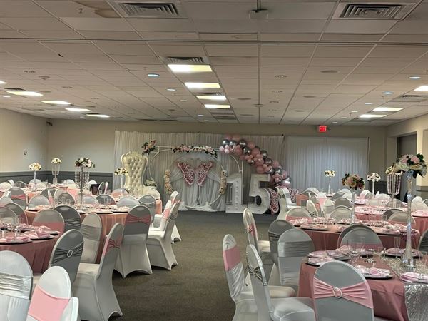 Ramada By Wyndham Hotel And Water Park