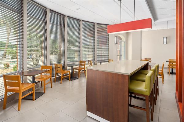 Country Inn & Suites By Radisson Orlando Airport