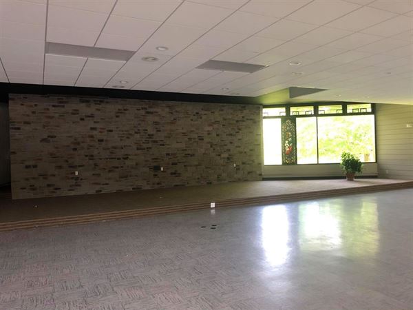 The Richard Mauthe Center