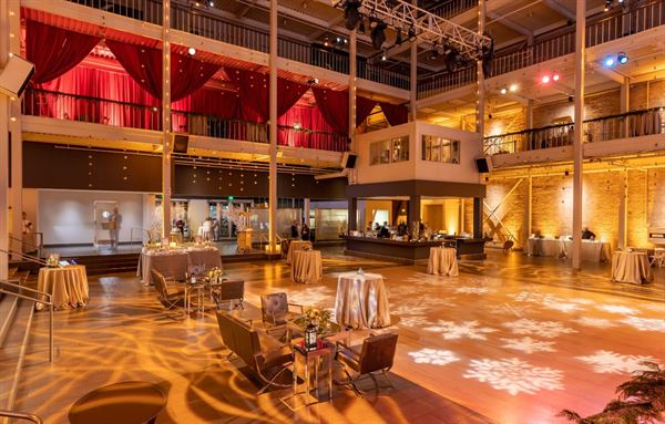 San Francisco Design Center Galleria