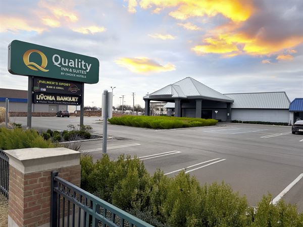 Livonia Banquets @ Quality Inn & Suites Livonia