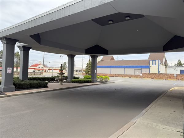 Livonia Banquets @ Quality Inn & Suites Livonia