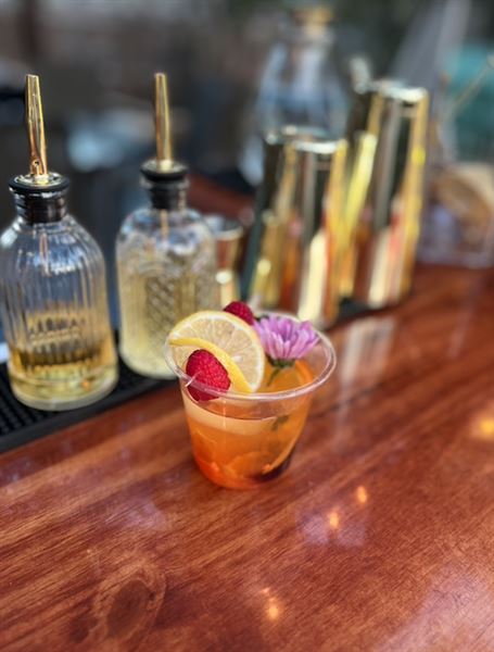 Shake Rattle & Roll Mobile Bar