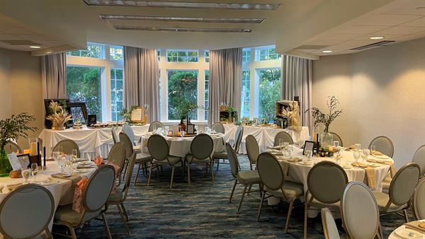 The Water's Edge Resort & Spa