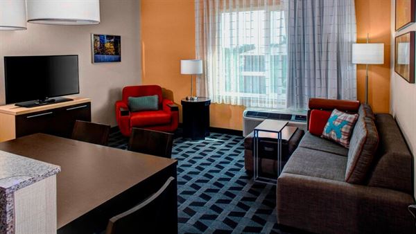 TownePlace Suites Bakersfield West