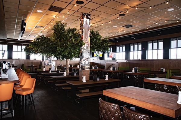 The Banquet Bar - Mahogany